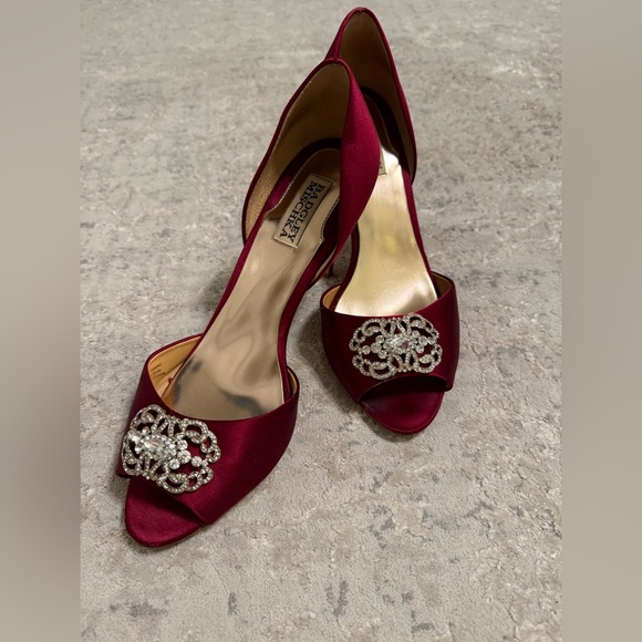Badgley Mischka Burgundy Satin Peep-Toe Heels with Crystal embellishment - Picture 10 of 13